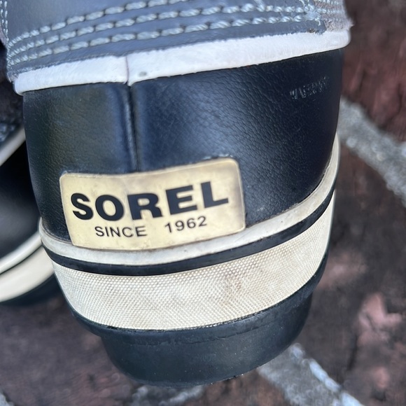 Sorel Joan of Arctic Faux Fur Lined Waterproof boots size 8.5 - Picture 4 of 11